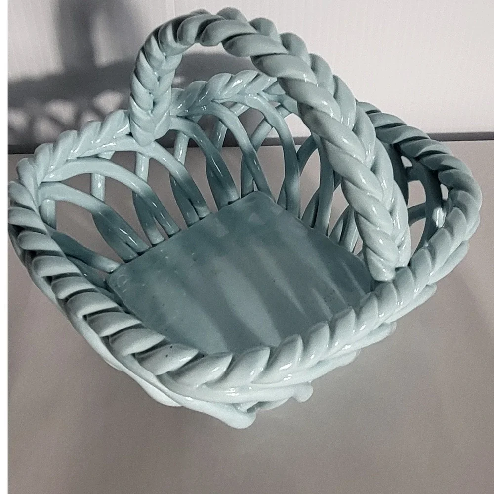 Grace Pantry Hand Woven Ceramic Basket Blue Pastel‎ Decorative Trinket Candy